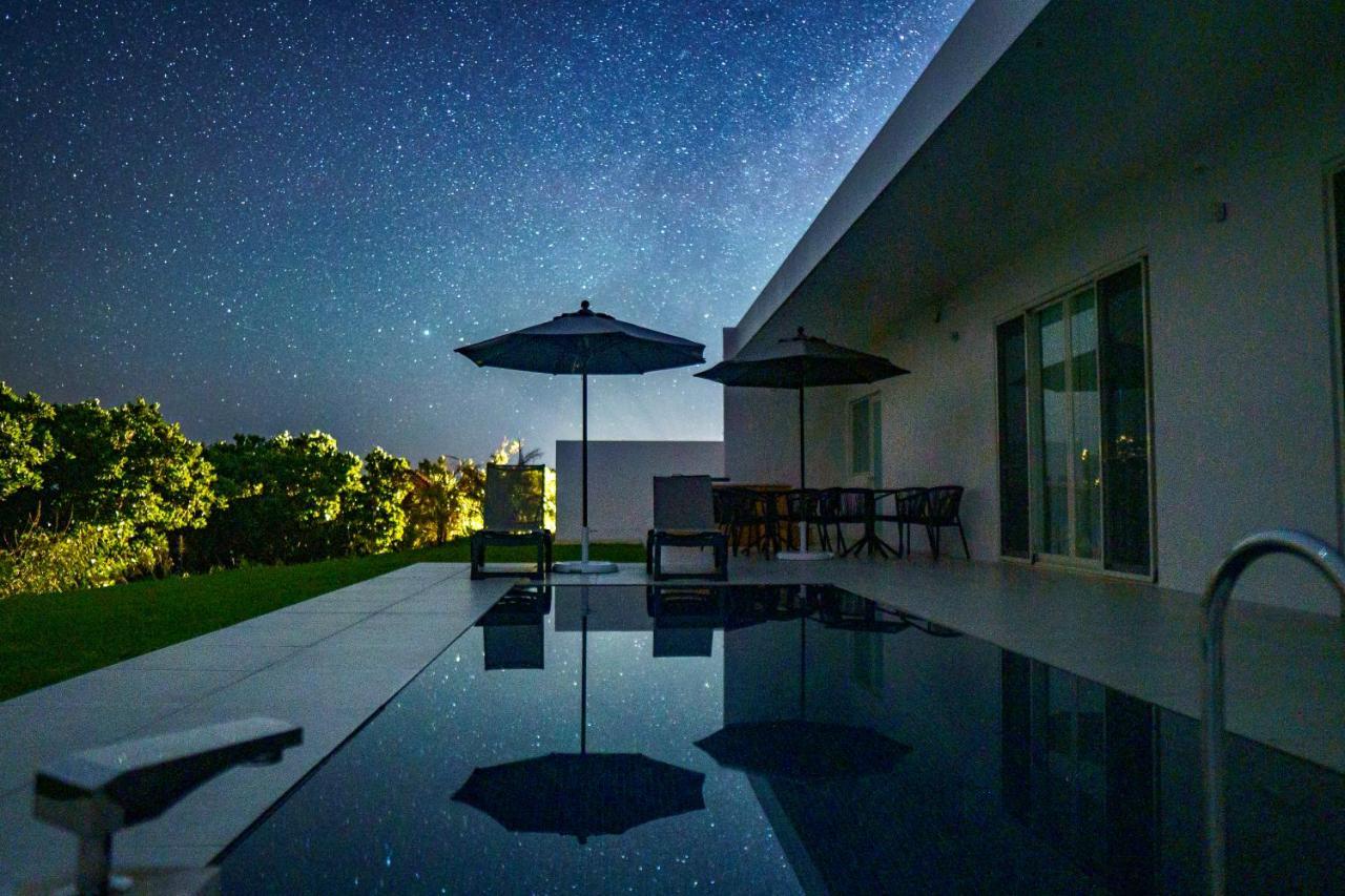 Crystal Villa Bayside Miyakojima  Экстерьер фото